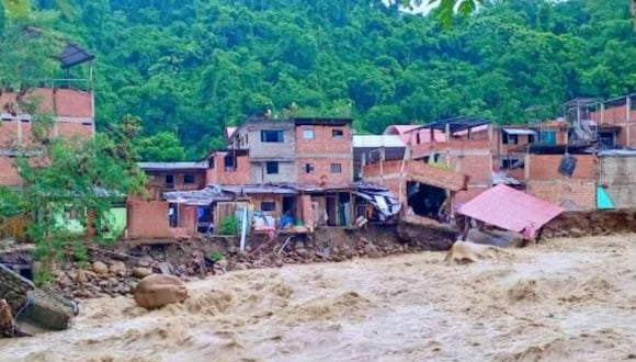 Incremento del caudal de los ríos provocó la activación de quebradas y fuertes deslizamientos en centros poblados de Echarati. (Foto: Andina)