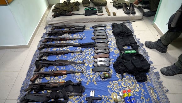 Ejército de Israel dice que halló “armas y equipos militares” en el Hospital Al Shifa de Gaza.
