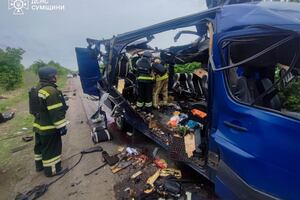 Ucrania: al menos nueve muertos en un ataque ruso con drones contra un autobús en Sumy