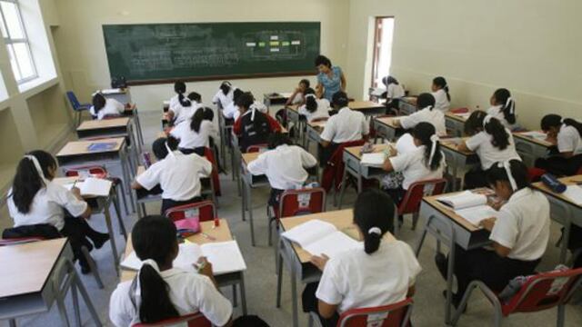 Minedu reitera que 90% de material educativo está en las escuelas 