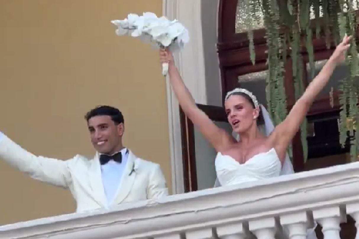 Alejandra Baigorria y Said Palao protagonizan ‘balconazo’ desde la Municipalidad de Lima. (Foto: Captura de video)