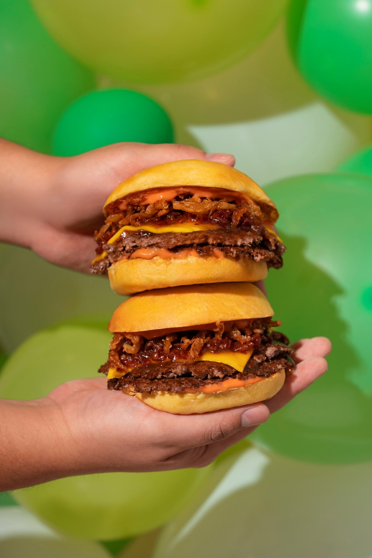 Las hamburguesas de estilo 'smash' realzan el sabor de los insumos. (Foto: Difusión)