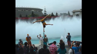 Cirque du Soleil hizo flashmob en el Circuito Mágico del Agua