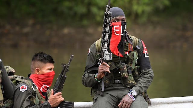 Gobierno colombiano dice que el ELN tiene que tomar una decisión frente a la paz y el secuestro