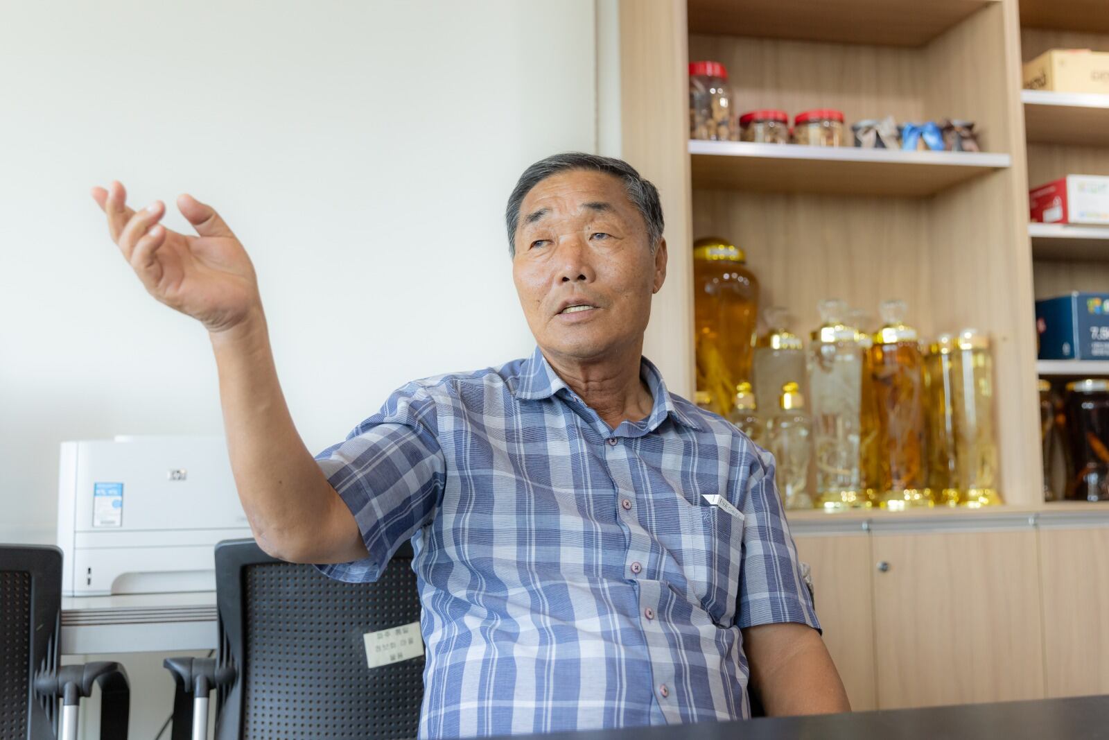 Lee Wan Bae, autoridad local de Tong-il chon, una aldea ubicada a las afueras de la DMZ, destaca que viven en tranquilidad, pues siguen estrictos protocolos de seguridad. (Foto: Servicio de Cultura e Información de Corea -KOCIS)