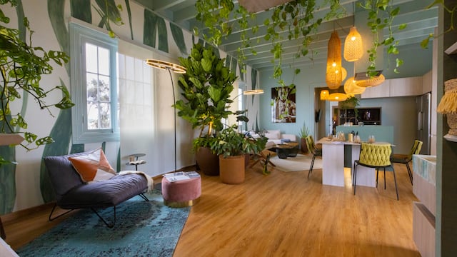 Desde un departamento de solo 9 m2 hasta “lofts”, estudios y jardines verticales: estas son las novedades de Casacor 2024