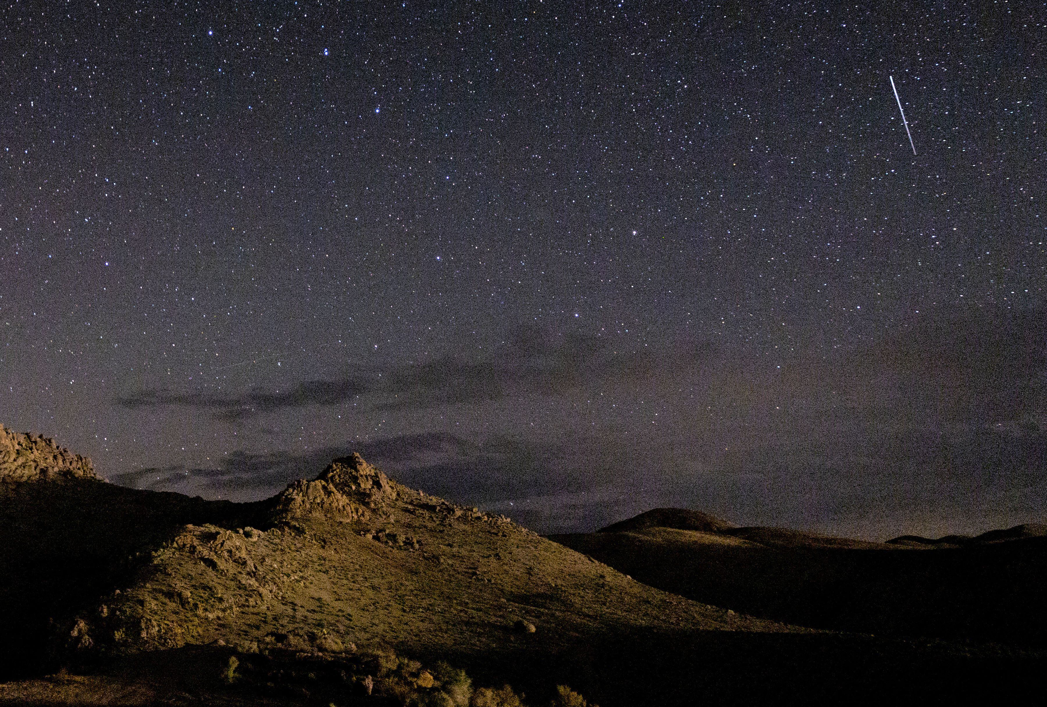 La lluvia de estrellas Perseidas este año tendrá competencia por lo que si quieres disfrutar del evento debes tomar previsiones. (Foto: David McNew/Getty Images)