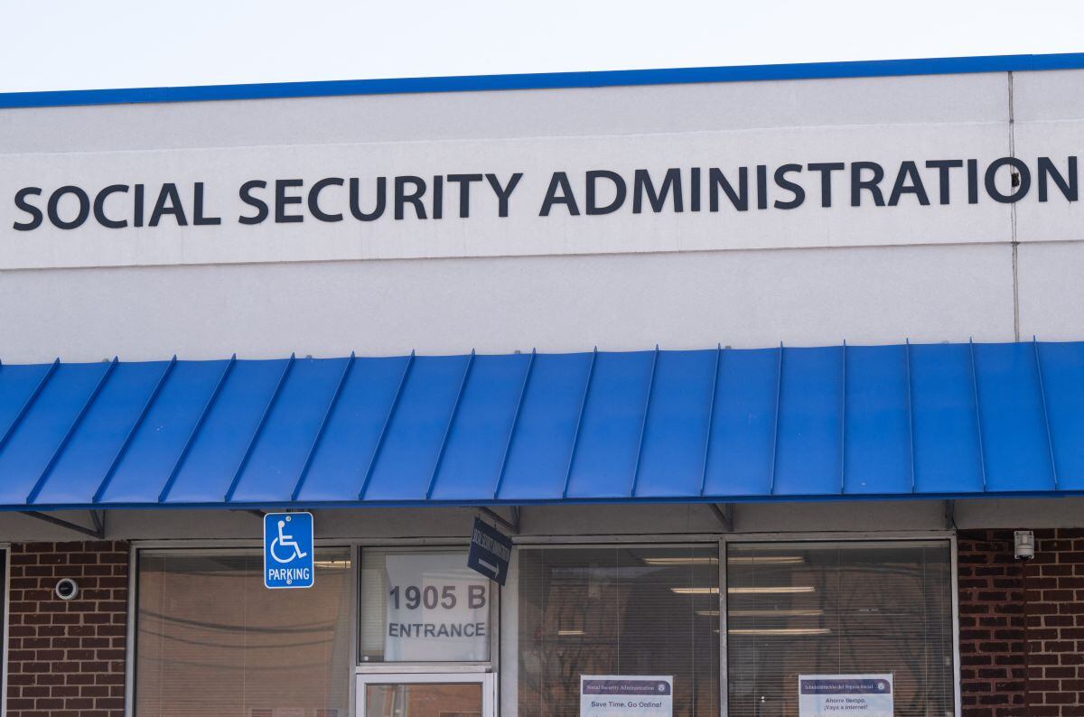La fachada de una sede de la Administración del Seguro Social en Washington. (Foto: AFP)