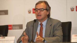 Ministro Carlos Basombrío lamentó censura a Jaime Saavedra