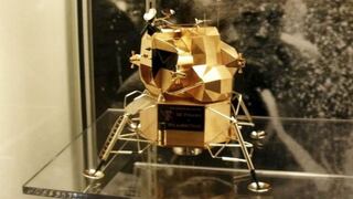 Estados Unidos: roban reproducción en oro de módulo lunar de un museo