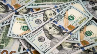 Este hombre encontró un billete en la calle, lo usó para comprar un boleto de lotería y al final ganó un millón de dólares