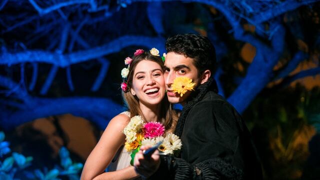 “Al fondo hay Shakespeare”: Jimmy y Alessia de “AFHS” se reúnen en nueva versión de “Romeo y Julieta”