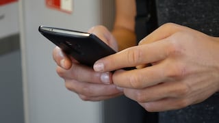 ¿Por qué el Primer Ministro de Australia recomienda apagar nuestros celulares por cinco minutos cada noche?