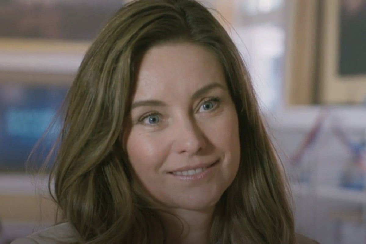 Dominika Paleta como Caroline en la miniserie "Más allá de ti" (Foto: TelevisaUnivision)