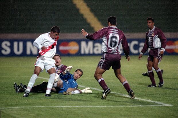 Paul Cominges anotó un doblete frente a Venezuela en la Copa América 1997. 
