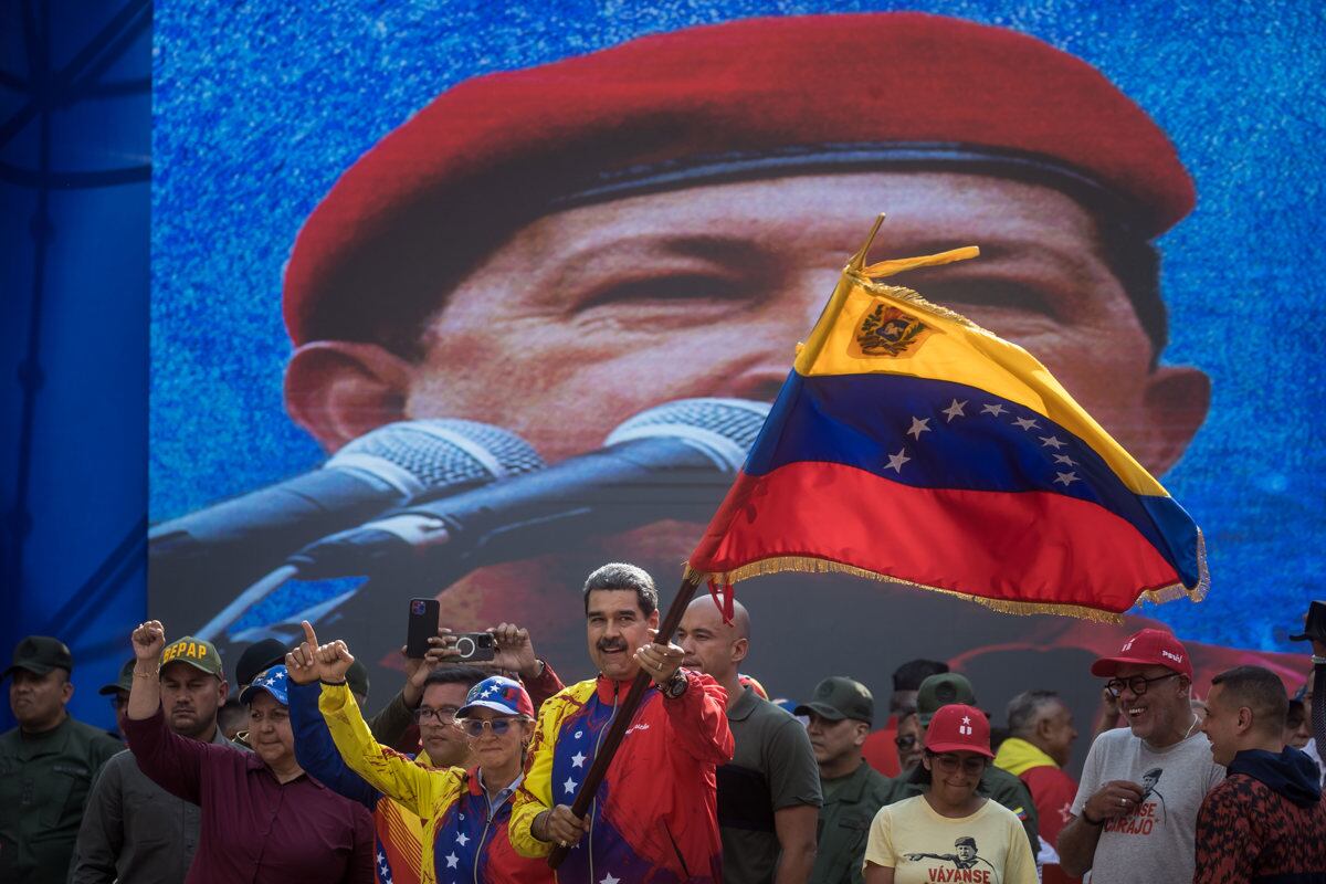El presidente de Venezuela, Nicolás Maduro, participa en un acto a propósito de los 20 años de la declaración de la nación como "país antiimperialista" de Hugo Chávez, en Caracas, Venezuela, el 29 de febrero de 2024. (Foto de Miguel Gutiérrez / EFE)