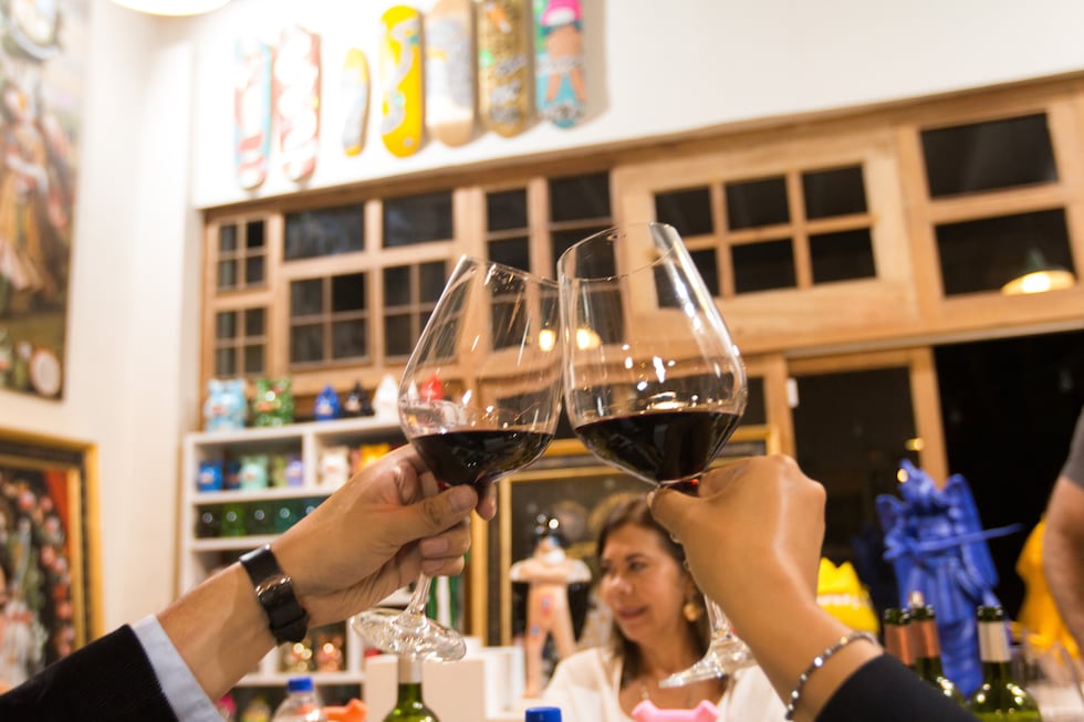 Los exclusivos vinos de Maison Sicet alegraron la cita. La cata estuvo a cargo de Vincent Sicet, Maître de la Commanderie du Vin de Bordeaux à Lima.
