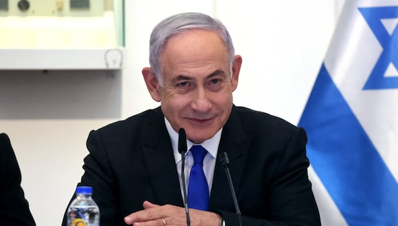 El primer ministro israelí, Benjamin Netanyahu, asiste a una reunión de gabinete en el Museo de las Tierras Bíblicas en Jerusalén el 5 de junio de 2024. (Foto de GIL COHEN-MAGEN / POOL / AFP)