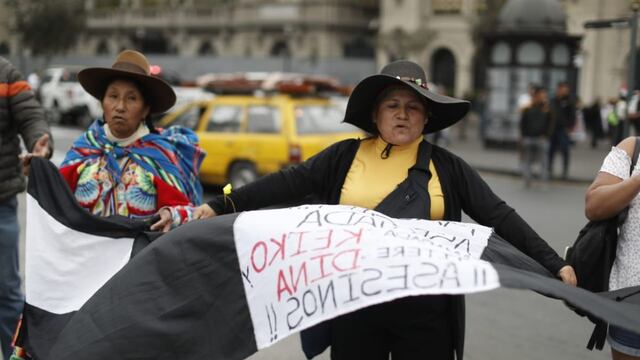 Centro de Lima: manifestantes empiezan a llegar a la Plaza San Martín