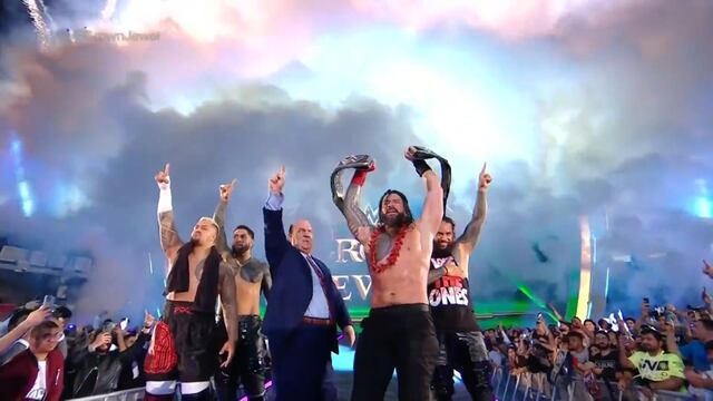 Roman Reigns sigue siendo el campeón Universal Indisputable WWE tras derrotar a Logan Paul