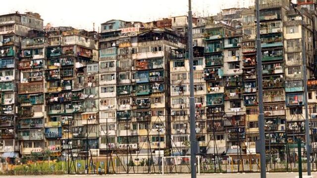 Kowloon, la ciudad amurallada que llegó a ser el lugar más poblado del mundo a finales del siglo XX