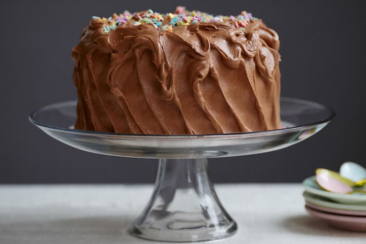 Un pastel de chocolate sobre la mesa. | Imagen referencial: Pexels