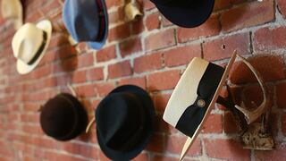 Aprende a organizar tus sombreros y dale estilo a tu hogar