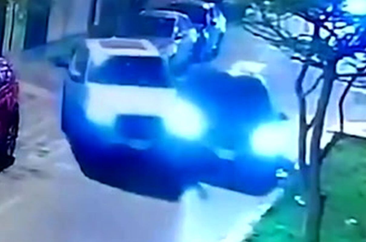 Cámaras de seguridad grabaron el intento de asalto. Foto: América Noticias