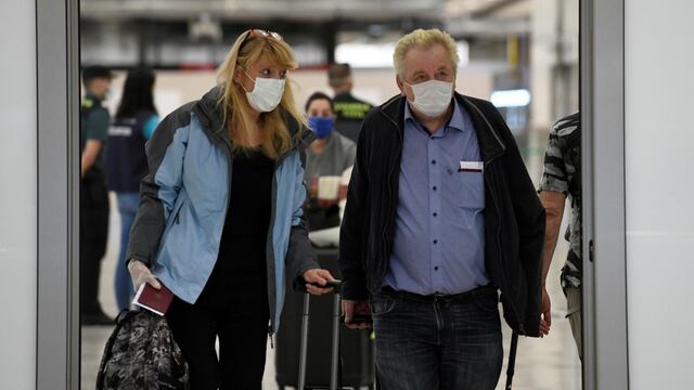España teme la importación de contagios de coronavirus cuando abra las fronteras
