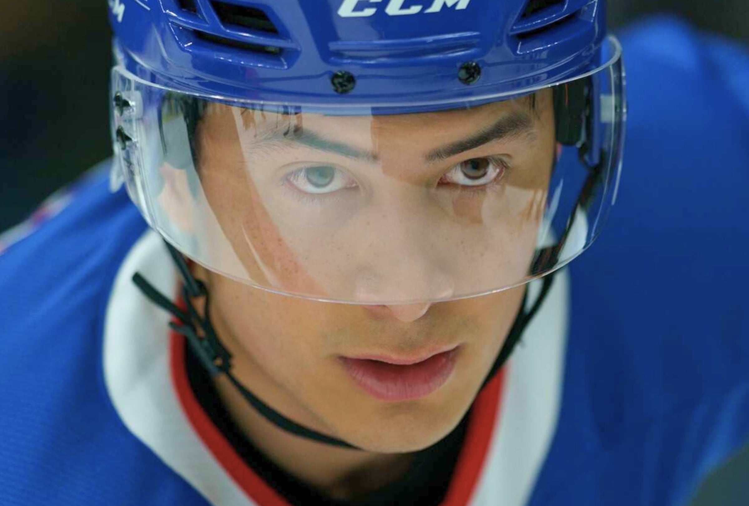 Shane Hollander es uno de los protagonistas de la popular serie "Heated Rivalry". Él está interpretado por el actor canadiense Hudson Williams (Foto: Accent Aigu Entertainment / Crave)