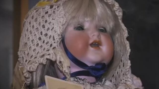 México: la historia de Emma, una muñeca con dientes y cabellos humanos que fue inmortalizada