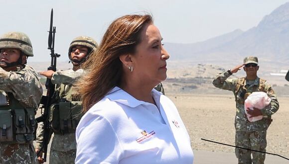 La presidenta Dina Boluarte está en el ojo de la tormenta por el caso de los Rolex y el informe de la UIF. (Foto: Presidencia)