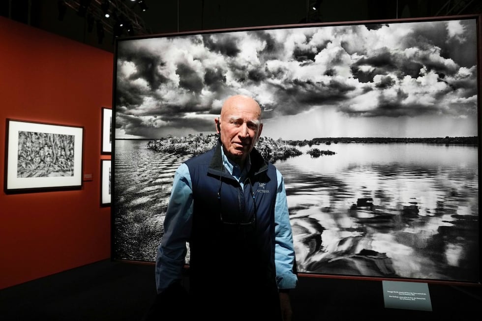 Sebastião Salgado. 8 de febrero de 1944 – 23 de mayo de 2025. Fotógrafo brasileño, referente mundial del fotoperiodismo humanista. Foto: AP