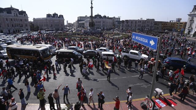 Protestas en Lima: manifestantes se movilizan por el centro de la ciudad | VIDEO