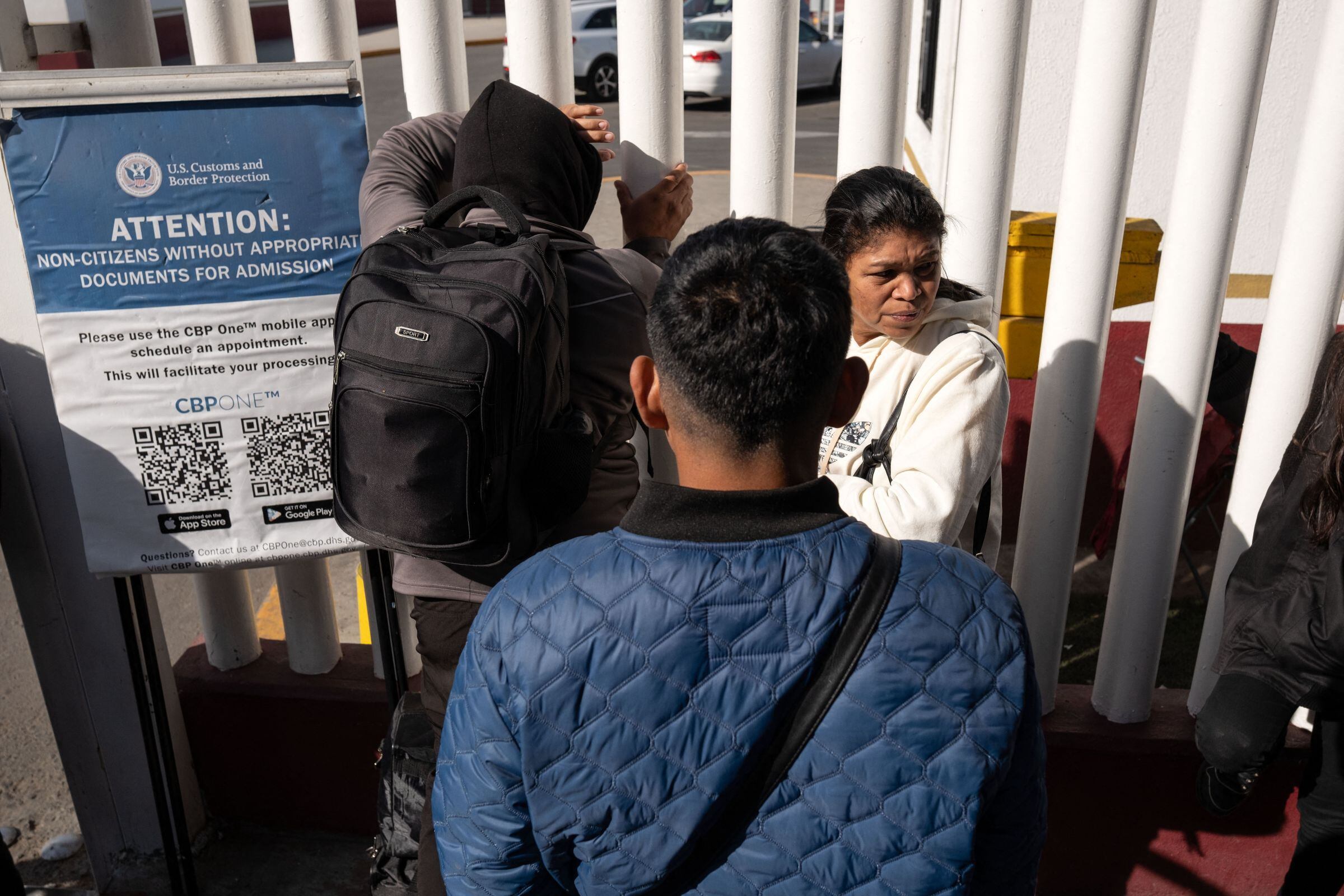 El servicio de citas para inmigrantes en la aplicación CBP One ha dejado a miles de personas en la desesperanza (Foto: AFP)
