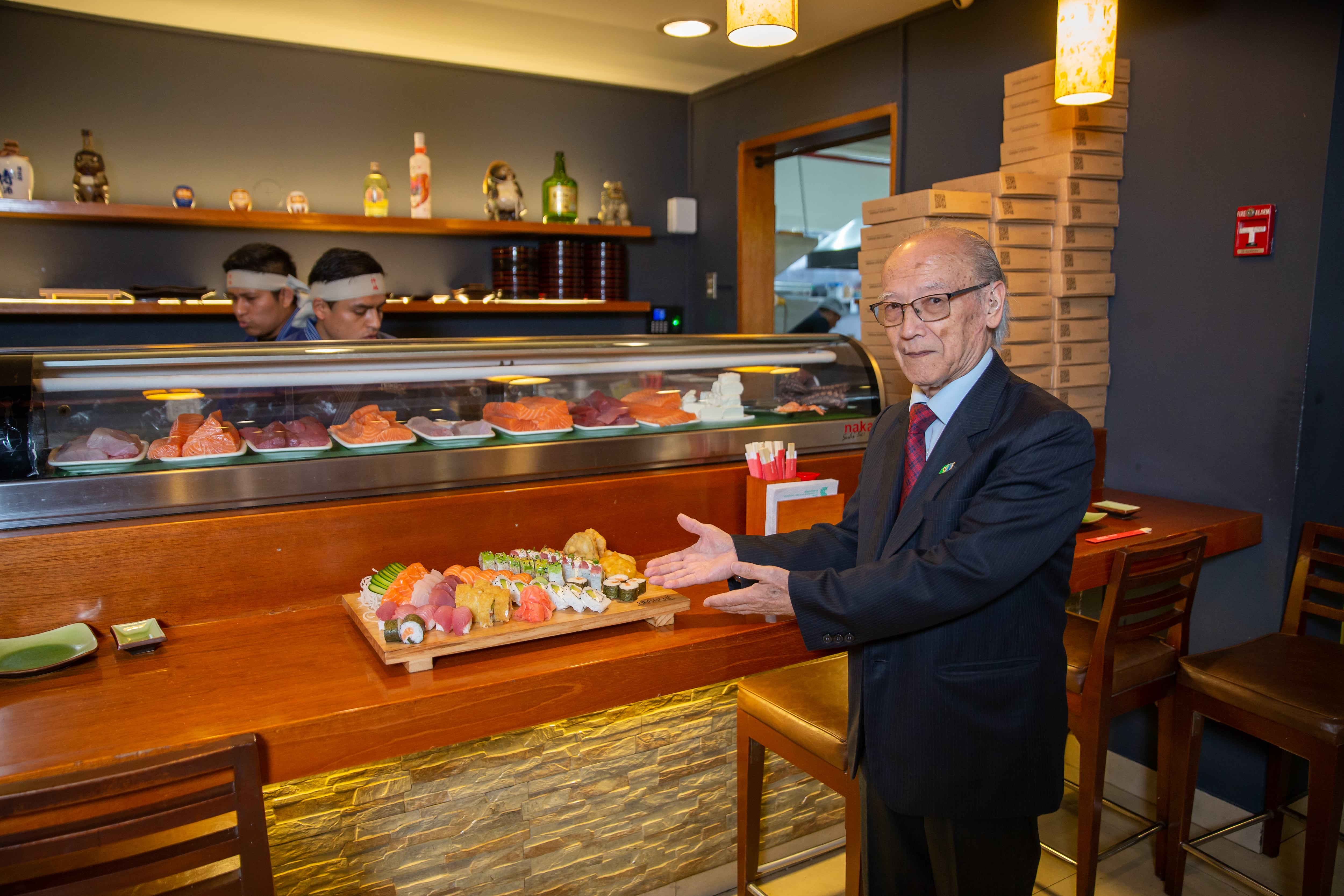 Federico Nakachi fue quien recibió la propuesta de la directiva para crear una propuesta.
