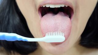 Salud bucal: ¿por qué es tan importante cepillarnos la lengua?