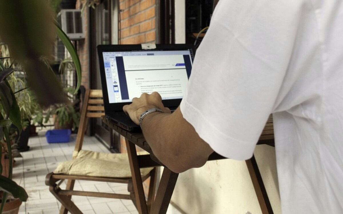 TWITTER VIRAL: ingresa a trabajar a una empresa y comete un insólito error al enviar su información personal. (Foto referencial: imperioame / Pixabay)