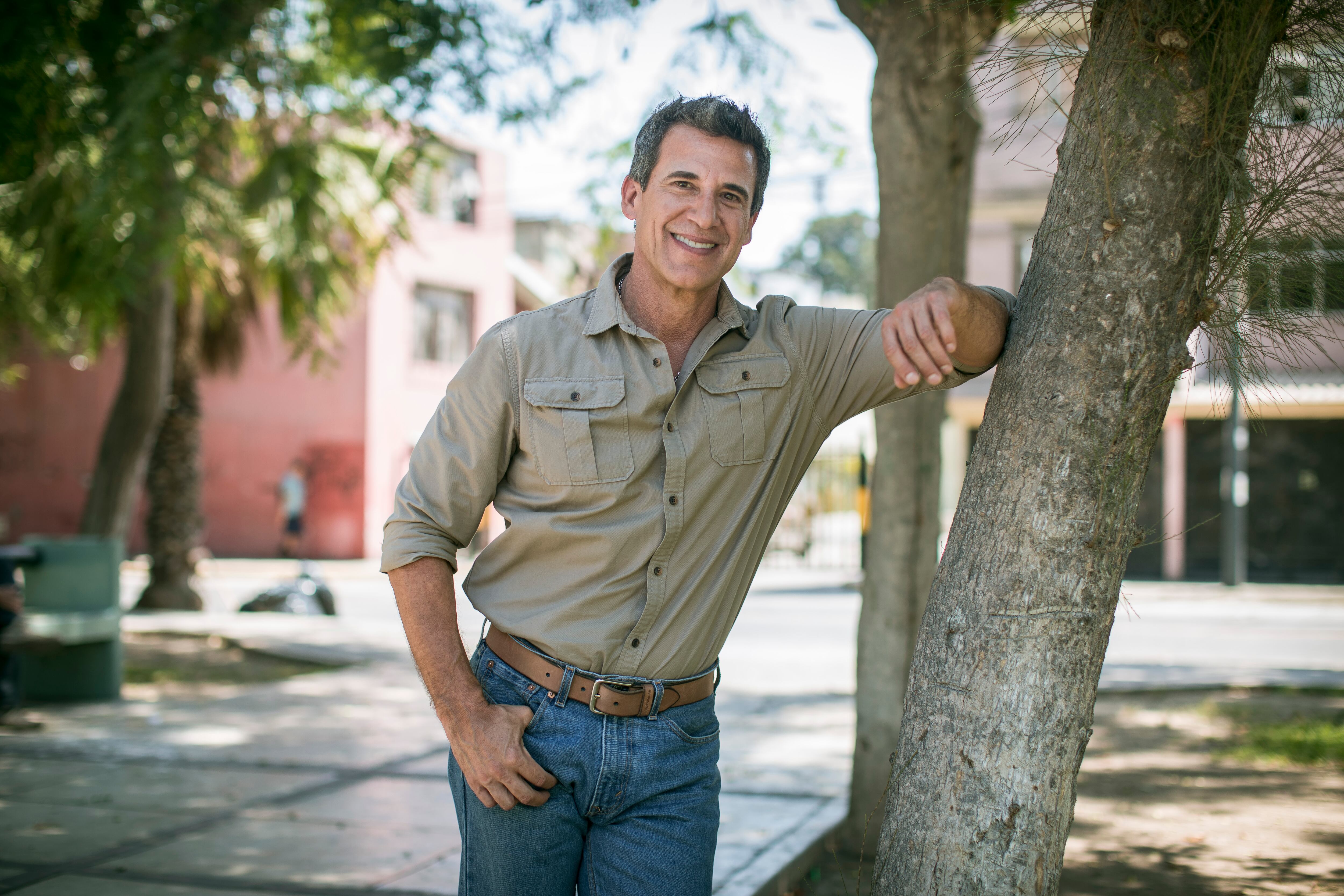 Jorge Aravena da vida a Manuel Gallardo en la nueva ficción de Latina. (Foto: Joel Alonzo)