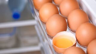 ¿Cuántas semanas pueden conservarse los huevos en buen estado en el refrigerador?