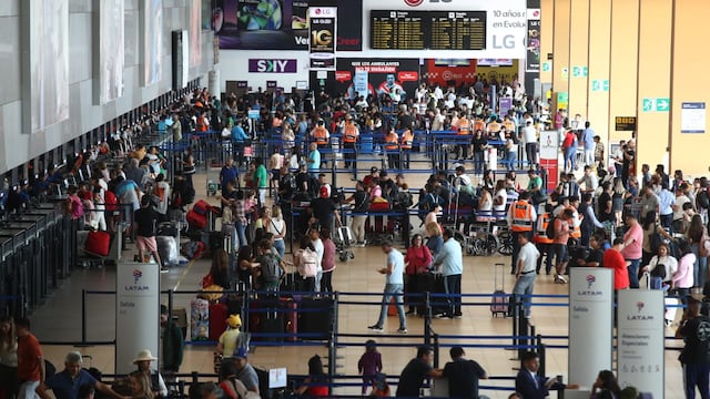 Aeropuerto Jorge Chávez | 21 vuelos nacionales cancelados dejan decenas de pasajeros varados: qué problemas argumentaron las aerolíneas