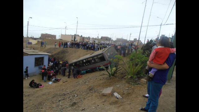 Los 41 heridos tras la caída de un bus lleno de niños en Ventanilla están fuera de peligro [FOTOS]
