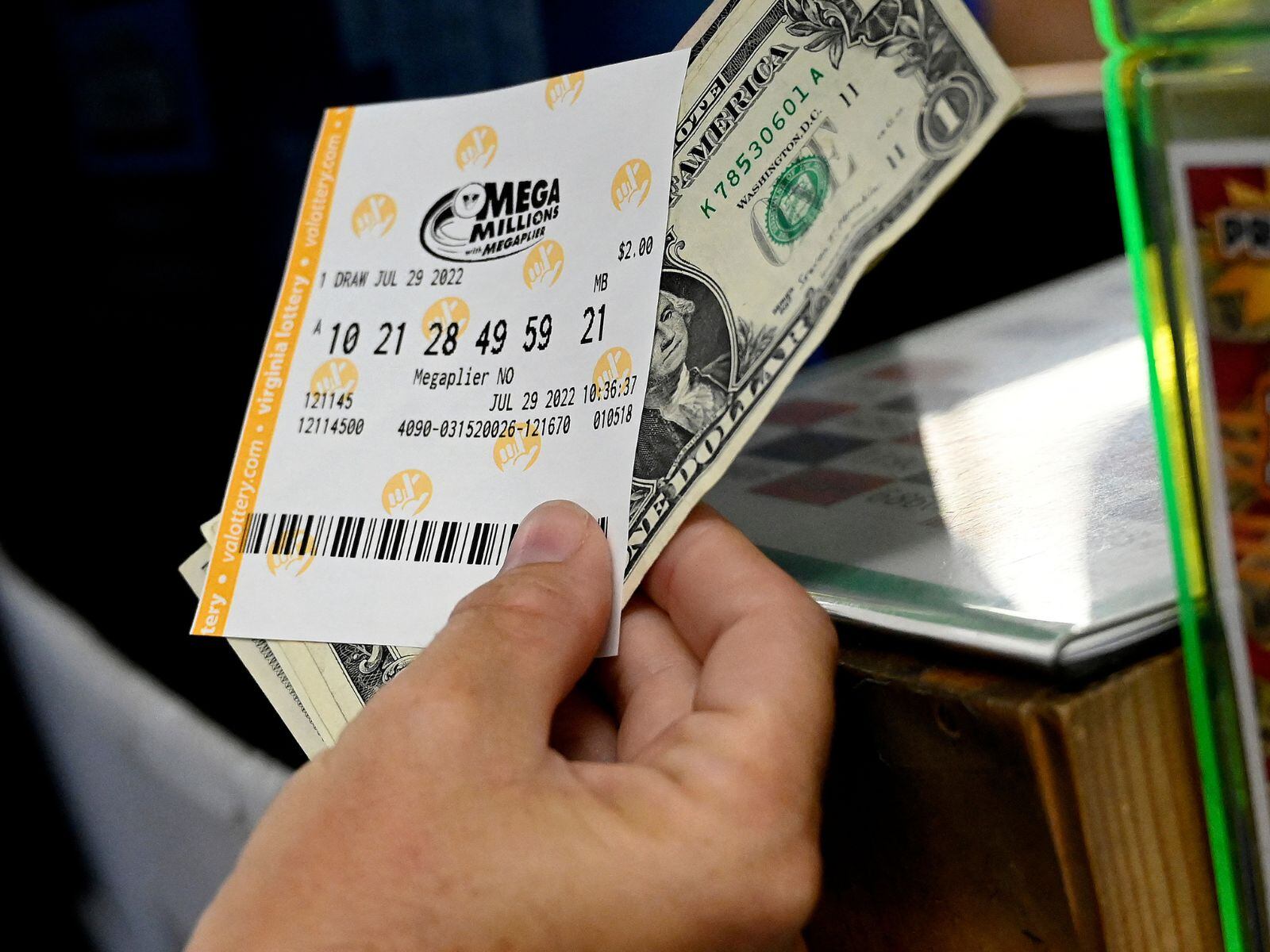 La lotería Mega Millions premia a algunos afortunados con millones que podrían recibir en efectivo (Foto: AFP)