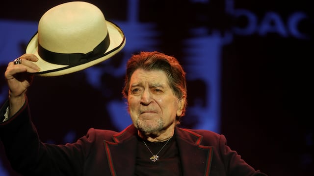 Un emocionado Joaquín Sabina en el concierto final que brindó en Lima, el lunes 17 de marzo del 2025.