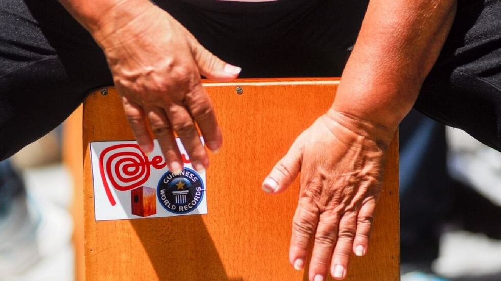 Talleres de verano 2025: marinera, cajón, canto, guitarra y más.