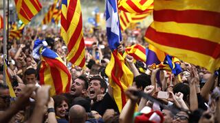 Bolsa española cae 1,45 % tras declaración de independencia