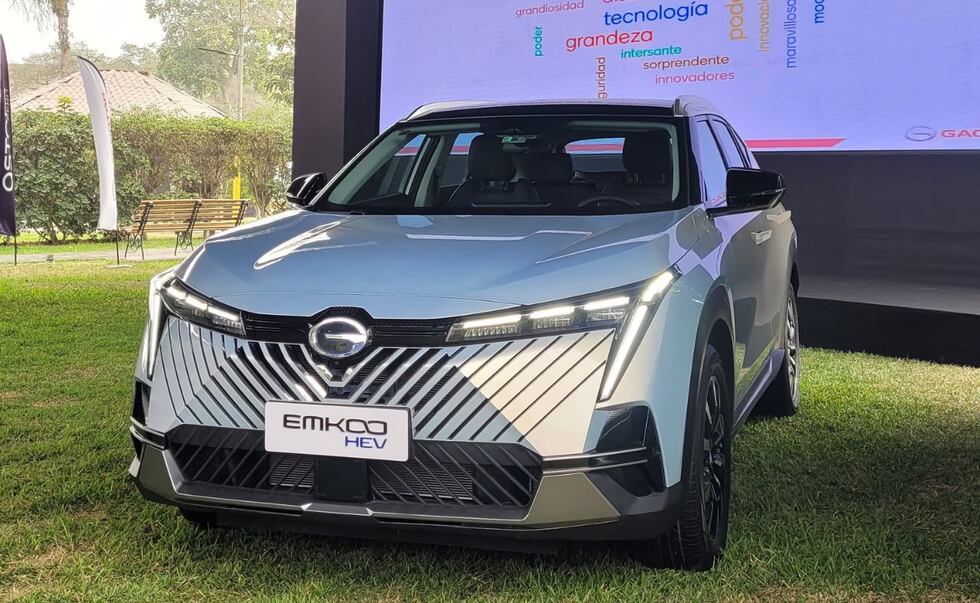 El Emkoo es el SUV mediano de la firma y ahora llega con una motorización híbrida, compuesta por un motor término de 2,0 litros de ciclo Atkinson y un generador eléctrico. (Foto: Fernando Roca)