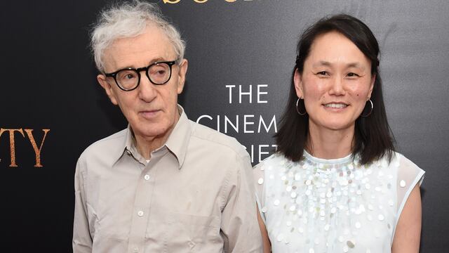 Esposa de Woody Allen rompe su silencio sobre acusaciones de Mia Farrow