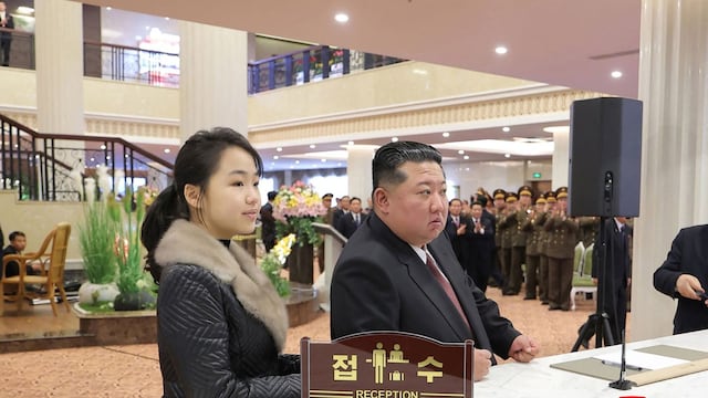 Kim Jong-un inaugura un lujoso complejo turístico de montaña con jacuzzis y BBQ en Corea del Norte