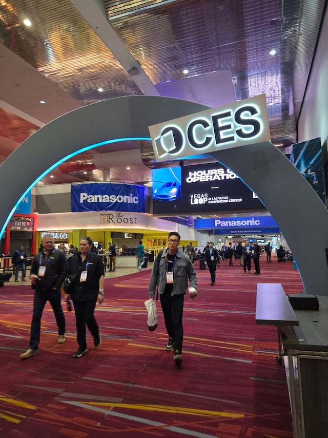 Robots, inteligencia artificial, autos voladores y realidad virtual es lo que se aprecia en la feria tecnológica CES 2025.